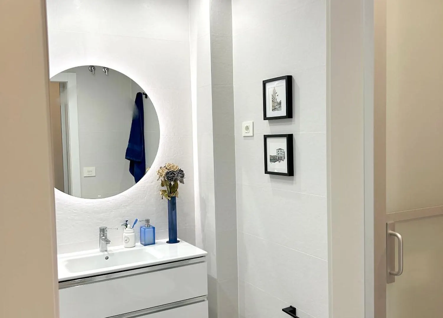 Apartamento Frente Al Guggenheim. Urbanizacion De Lujo En El Centro Bilbao 0*,  Spain